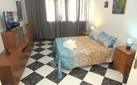 Habitacion En El Corazon Del Centro De Malaga