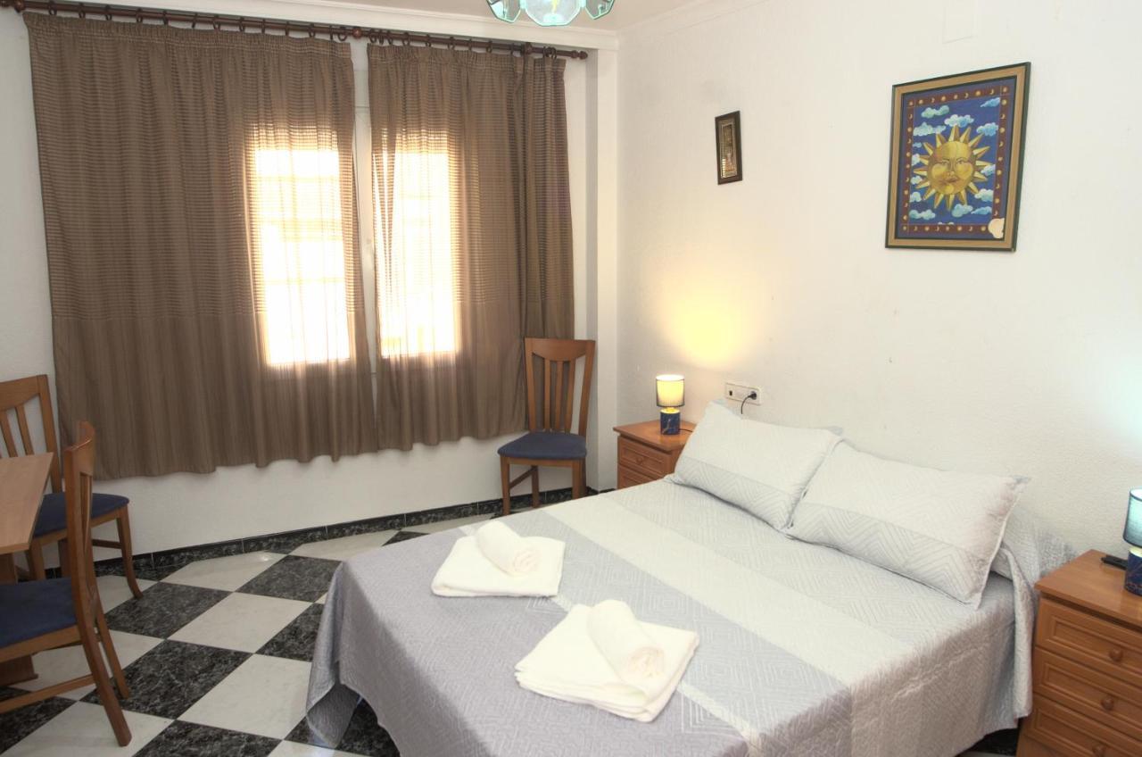 Habitacion En El Corazon Del Centro De Málaga Exteriör bild